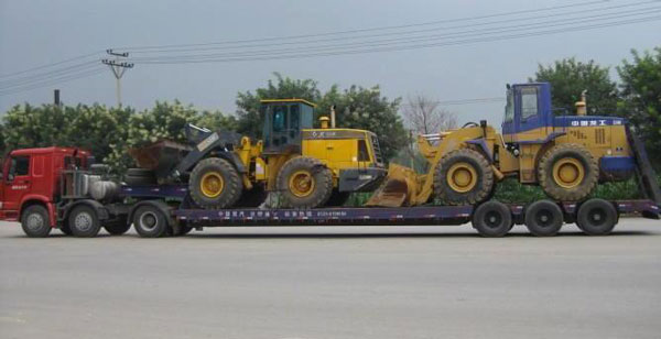 裝載機(jī)運輸